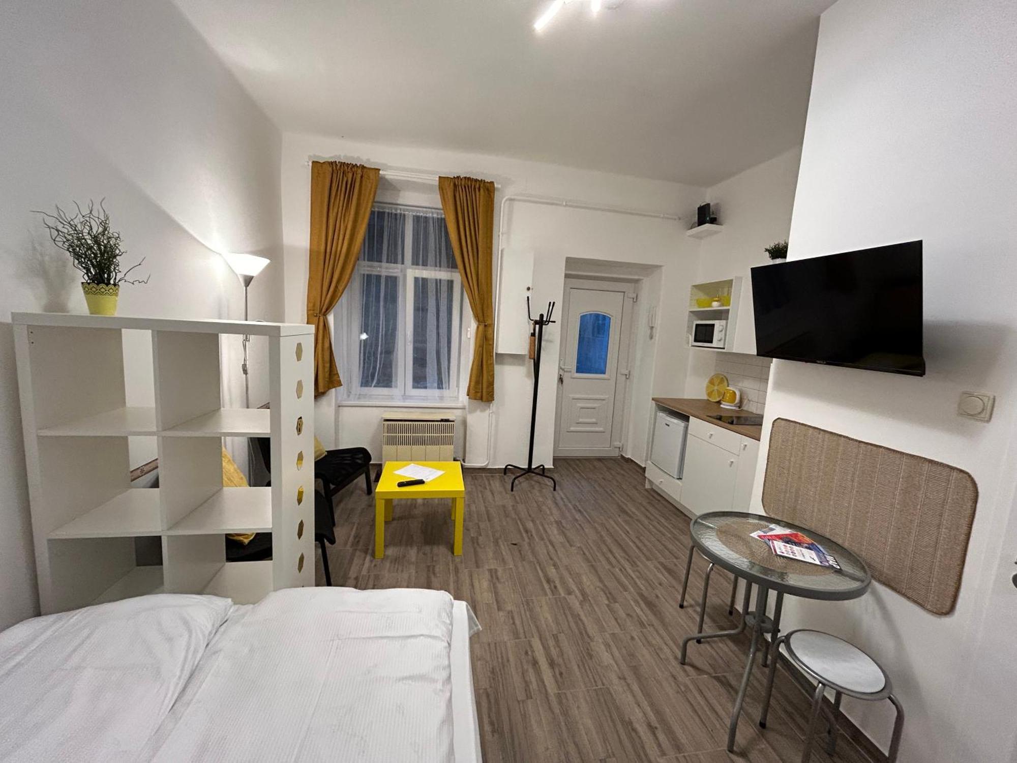 Central Boulevard Apartman Budapest Eksteriør bilde